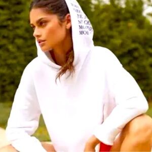 Sundry Love pullover hoodie, size 3